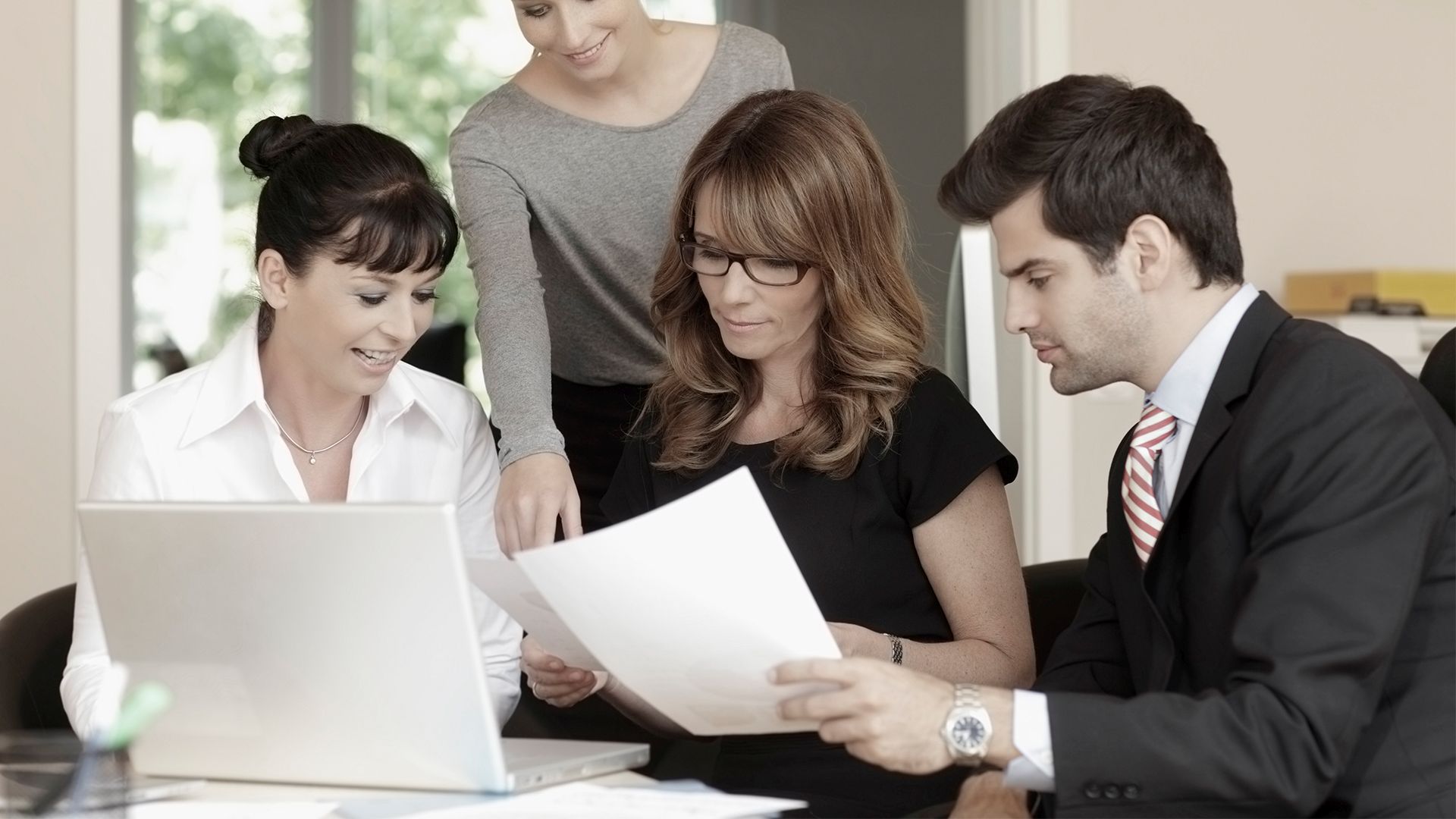 On the sale of commercial property, is VAT payable on the price